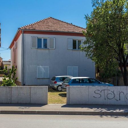Stine Apartment 扎达尔 外观 照片
